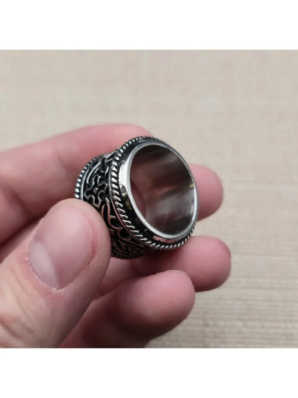 Size 8.75 Oxidized Filigree Wide Statement Band Ring A8100